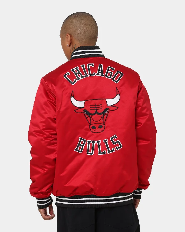 Mitchell & Ness Chicago Bulls Heavyweight Satin Jacket Scarlet Knit Jacket Woven Jacket Fleece Jacket Knit Jacket Woven Jacket Fleece Jacket Mitchell & Ness Chicago Bulls Heavyweight Satin Jacket Scarlet Knit Jacket Woven Jacket Fleece Jacket Knit Jacket Woven Jacket Fleece Jacket