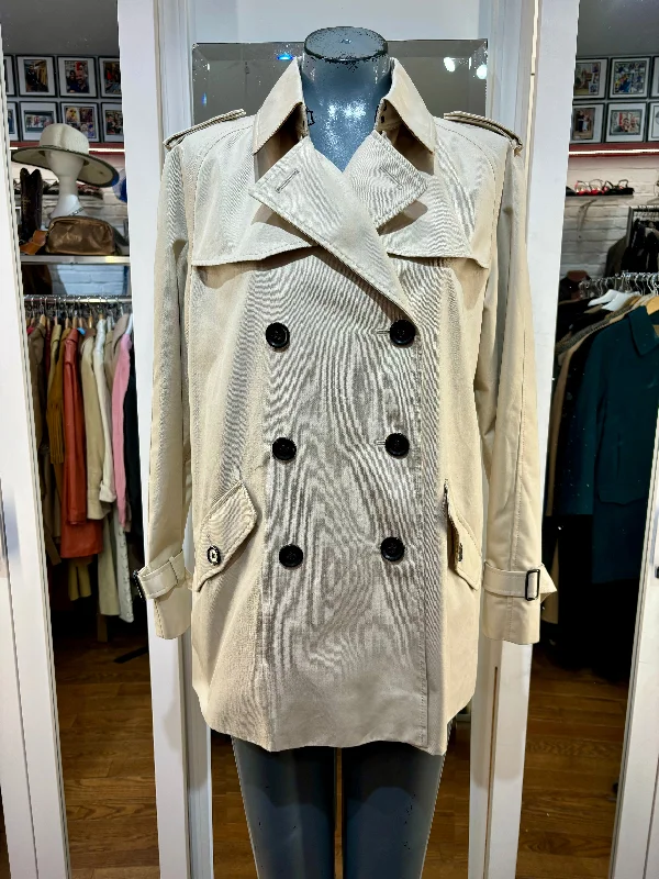 00’s Off White 3/4 Length Double Breasted Trench Coat by Coach Pockets Sleeves Lining 00’s Off White 3/4 Length Double Breasted Trench Coat by Coach Pockets Sleeves Lining