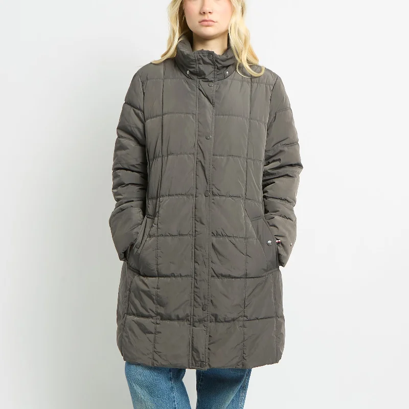 Tommy Hilfiger Long Puffer Coat With Popper Closures - UK 14 Shawl Collar Notch Collar Lapel Collar Tommy Hilfiger Long Puffer Coat With Popper Closures - UK 14 Shawl Collar Notch Collar Lapel Collar