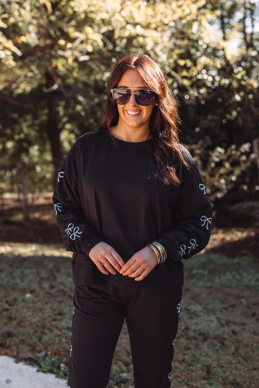 Embroidered Bows Black Knit Top Autumn Knit Shirt