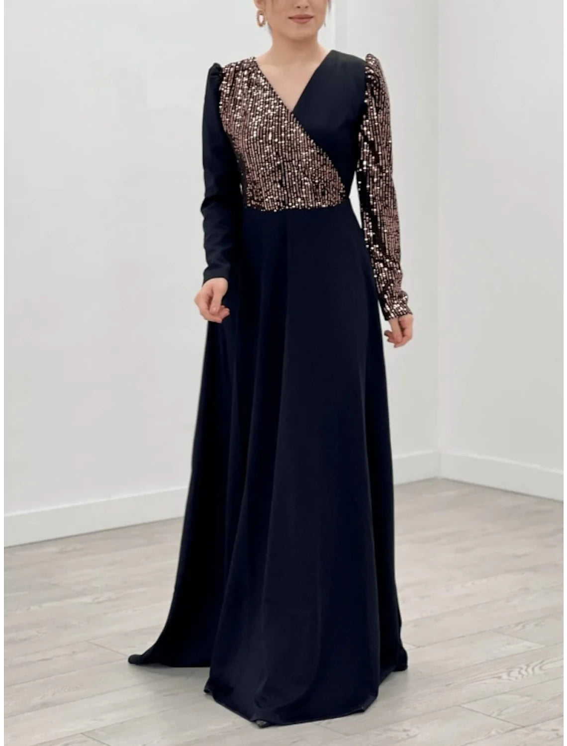 A-Line Evening Gown Sparkle & Shine Dress Formal Fall Sweep / Brush Train Long Sleeve V Neck Chiffon with Glitter Pleats A-Line Evening Gown Sparkle & Shine Dress Formal Fall Sweep / Brush Train Long Sleeve V Neck Chiffon with Glitter Pleats