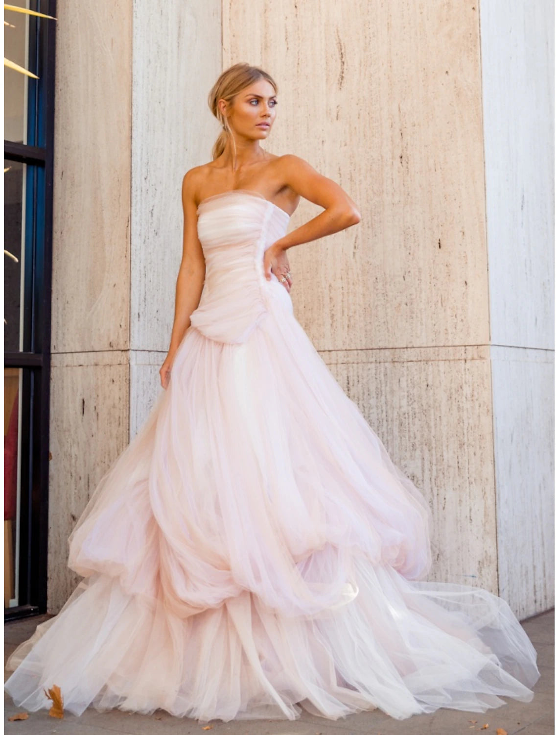 A-Line Evening Gown Elegant Dress Formal Court Train Sleeveless Strapless Tulle with Pleats Ruched A-Line Evening Gown Elegant Dress Formal Court Train Sleeveless Strapless Tulle with Pleats Ruched
