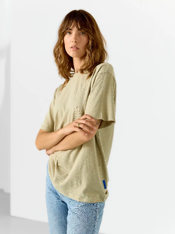 Women's Staple Oversized tee | Moss Thin T-Shirt Open Front Quick Dry Thin T-Shirt Open Front Quick Dry